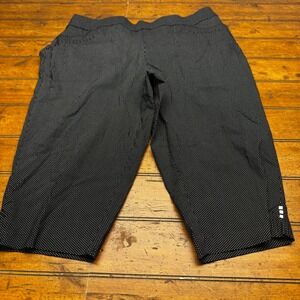 CJ Banks Signature Slimming Polka Dot Capri Pants Womens 20W Black White